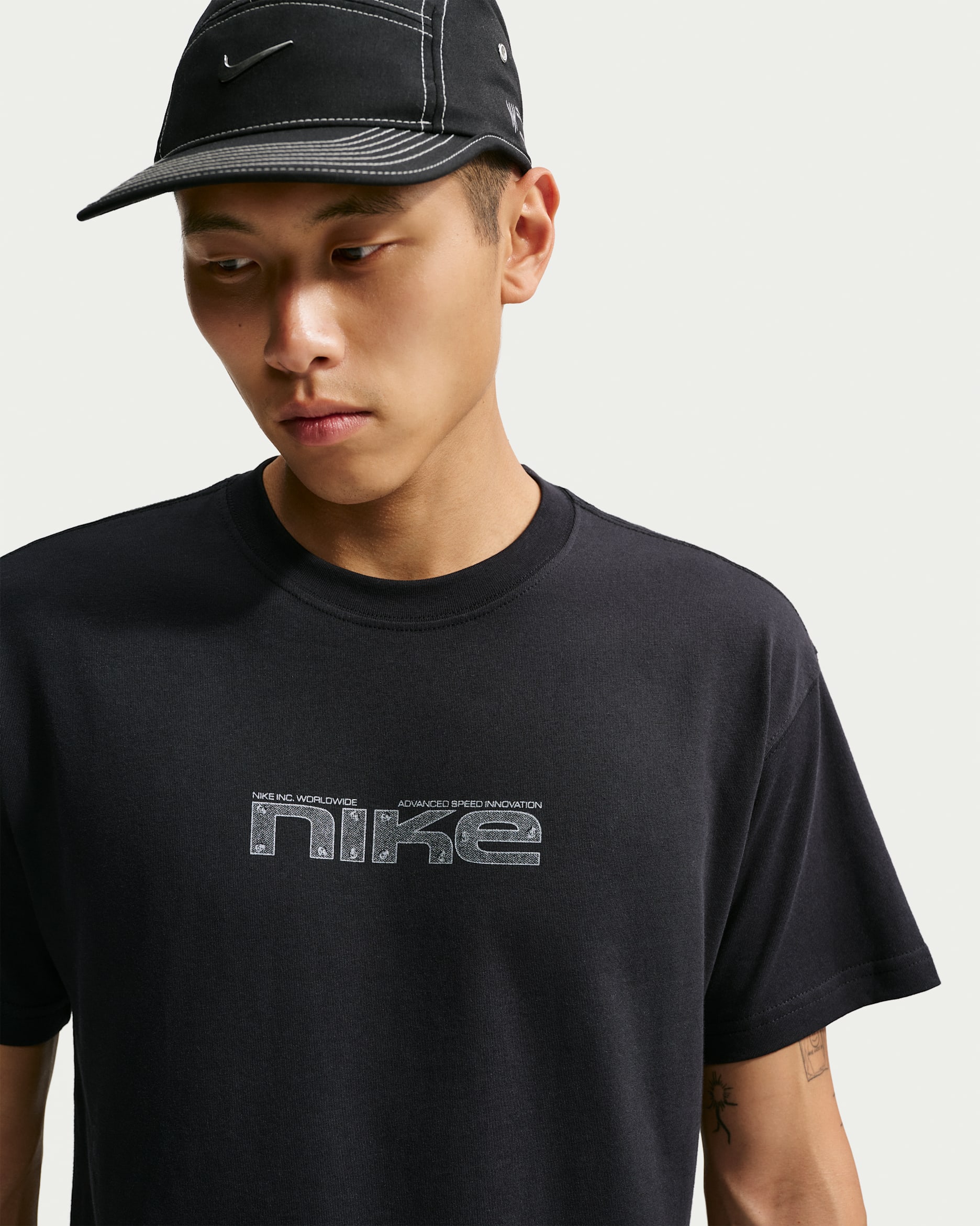 NIKE公式】ナイキ スポーツウェア Tシャツ.オンラインストア (通販サイト)
